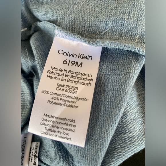 Calvin Klein 6-9 M Short - Picture 7 of 7